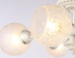 Потолочная люстра на штанге Ambrella Traditional TR3062 (220V, шарики)
