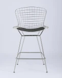 Стул полубарный Stool Group с низкой спинкой Bertoia хромированный с черной подушкой УТ000004221