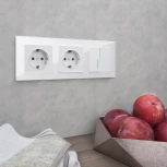 Рамка на 3 поста Favorit (белый,стекло) Werkel W0031101 (a051196)