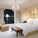 Подвесная люстра Eurosvet Amelia 10054/5 белый с золотом (220V, хрусталь Strotskis, на цепи)