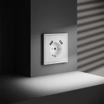 Розетка с заземлением, шторками и USBх2 (белый матовый) Voltum S70 VLS040402