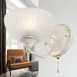 Бра с выключателем Arte Milano AM340049 340049/1W WT+G (220V)