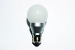 Лампочка светодиодная шар белая колба E27 5 Вт 300-400 lm теплое белое свечение Ledcraft LC-ST-E27-5-WW