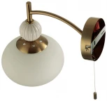 Бра с выключателем сонетка Lumion Gloriya 8272/1W NEOCLASSI латунь/бежевый/белый, металл/керамика/стекло Е14 1*40W 220V (шар)