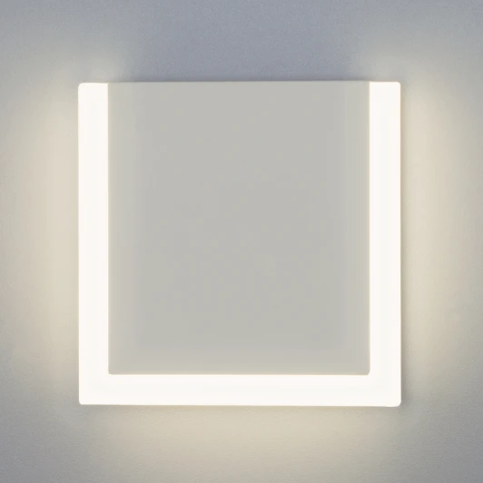 40146/1 LED белый Настенный светильник Eurosvet Radiant 40146/1 LED белый