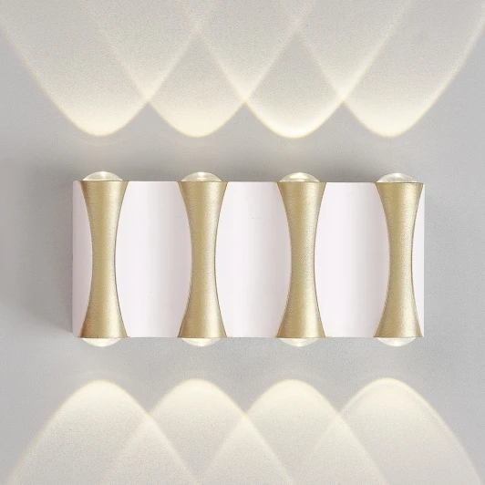 CLT 022W4 WH-GO 4000K Настенный светильник Crystal Lux CLT 326 326W200 (LED, 220V)