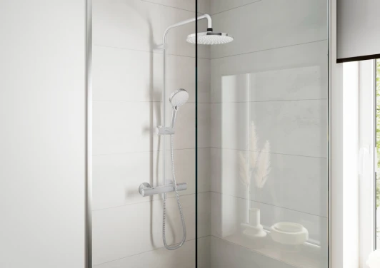 26318000 Душевая стойка Hansgrohe Vernis Shape 26318000 Showerpipe 200 1jet Green с термостатом, хром