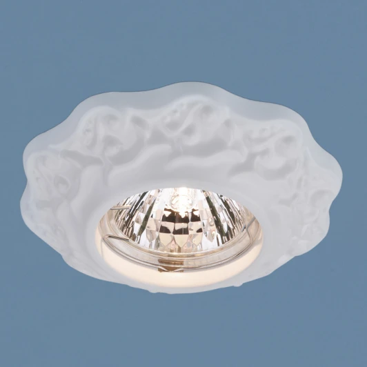 7218 MR16 WH белый Встраиваемый точечный светильник Elektrostandard 7218 MR16 WH белый