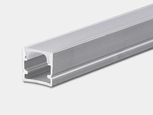 SF-1010 Профиль накладной с экраном 2м SWG SF SF-1010