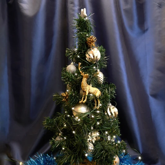 48631 Светодиодная гирлянда Feron CL582 48631 линейная Нить 220V 2700K c питанием от сети