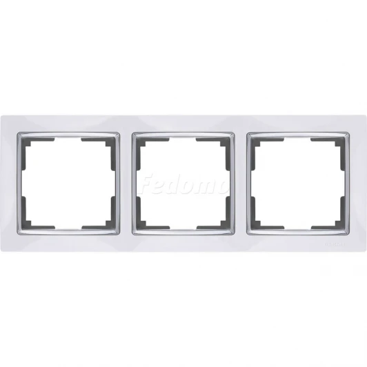 WL03-Frame-03-white Рамка на 3 поста Werkel Snabb, белый с хромом