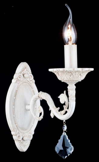 ARM216-01-W Бра Maytoni Elegant 55 ARM216-01-W
