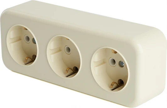 49054 Розетка тройная с заземлением (слоновая кость) Stekker Брест 49054