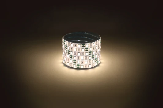 LS5050-14,4-60-24-65-2700К-5m Светодиодная лента 24V 5м белый теплый ЭРА LS5050-14,4-60-24-65-2700К-5m