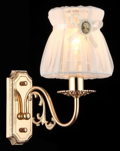 ARM324-01-G Бра Maytoni Elegant 42 ARM324-01-G