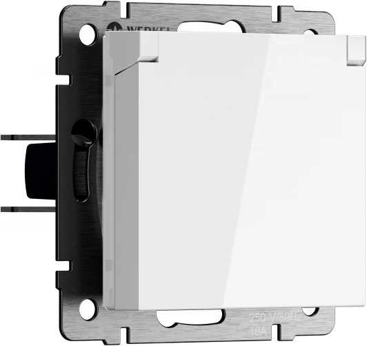 W1171201 Розетка с заземлением с защит. крышкой и шторками (белый) Werkel W1171201 (a069588)