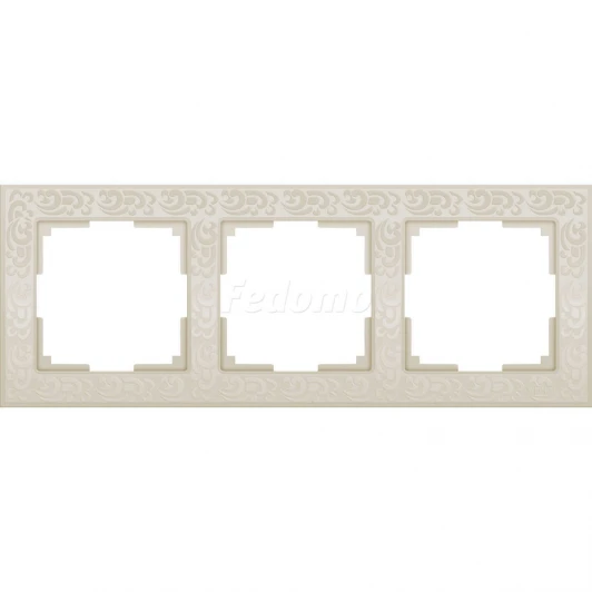 WL05-Frame-03-ivory Рамка на 3 поста Werkel Flock, слоновая кость