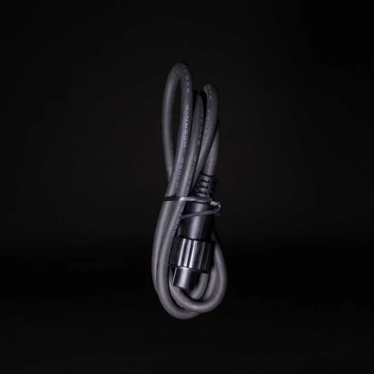 LLS1M-1 Соединитель 1м для Бахромы, Занавесов и Нитей 220В, Провод Черный Каучук, IP65