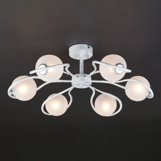 70089/6 белый с серебром Потолочная люстра Eurosvet Camomile 70089/6 белый с серебром