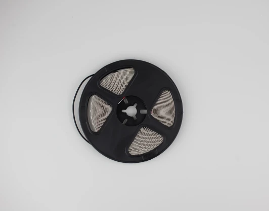 008622 Светодиодная лента 10Вт/м 12В 5м LEDS POWER 008622