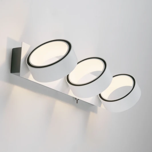 20068/3 LED белый Спот Eurosvet Tokyo 20068/3 LED белый