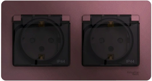 GSL001147 Розетка встраиваемая двойная с заземлением, шторками и крышкой (баклажановый) IP44 Systeme Electric Glossa GSL001147