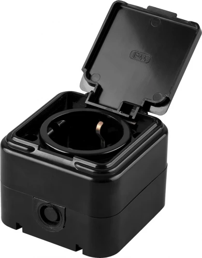 32741 Розетка с заземлением и защитной крышкой (черный) Stekker Брест 32741