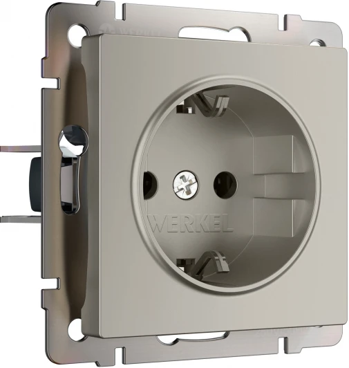 W1271104 Розетка с заземлением и шторками (дымчатый) Werkel W1271104