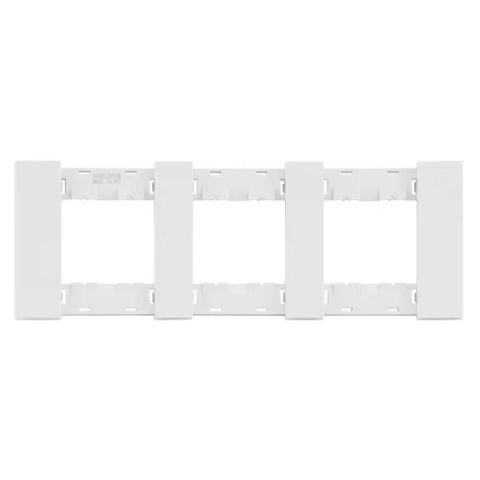 AA4802M3AW Рамка 3-ая белый матовый Meiton AA4802M3AW