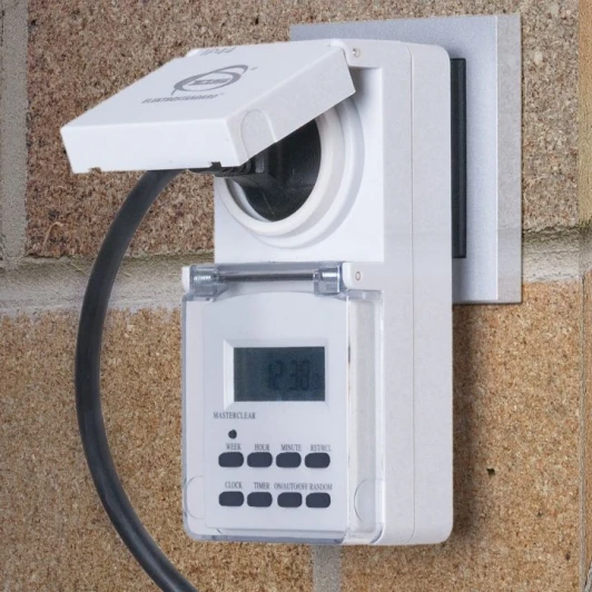 TMH-E-6 16A x1 IP44 Белый Розетка с заземлением и таймером влагозащищенная Elektrostandard, 1 гнездо, белый, 16A, 3600W, 220V, IP44