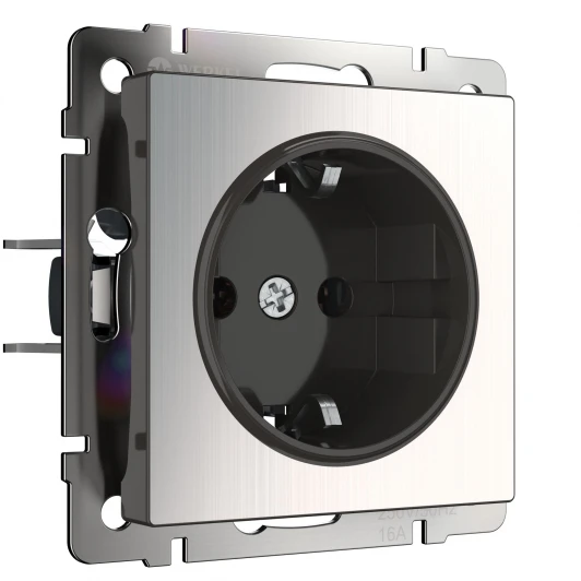 W1171102 Розетка с заземлением и шторками (глянцевый никель) W1171102 (a051076)