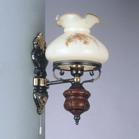 A.2401/1 Бра с выключателем в виде керосиновой лампы A.2401/1 Reccagni Angelo 2401 A 2401/1 (220V, фонарь, под старину, керосиновая лампа)