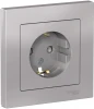 ATN000344 Розетка встраиваемая с заземлением и шторками (алюминий) Systeme Electric AtlasDesign ATN000344