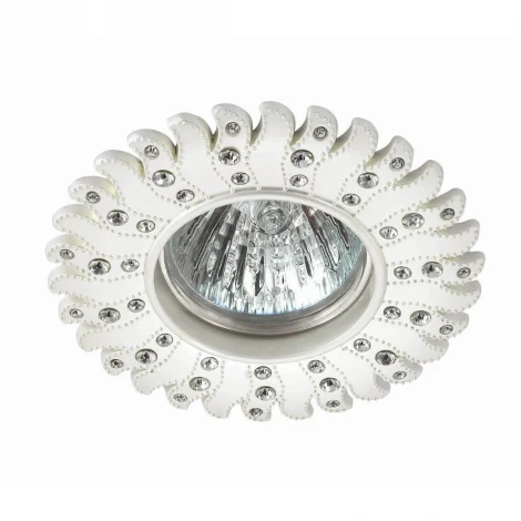 Встраиваемый точечный светильник Novotech Candi 370355