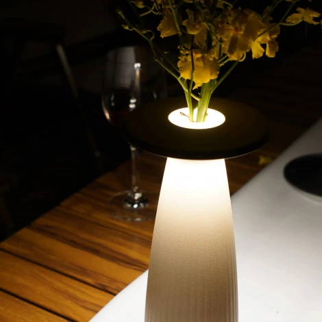 Интерьерная настольная лампа светодиодная с аккумулятором Ubiqua Flora 339101 (регулировка яркости, сенсорный выключатель, IP54)