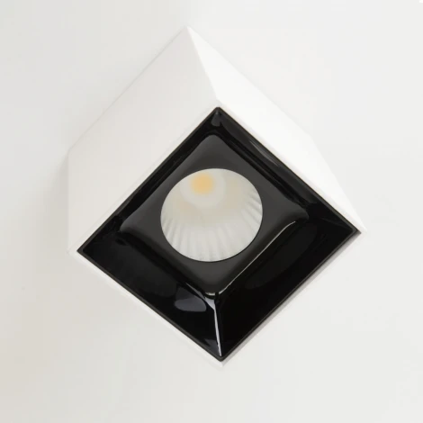 Накладной точечный светильник Citilux Старк CL7440201 (LED, 220V, куб)