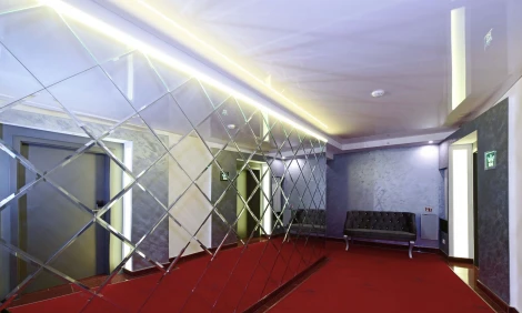 Лента гибкая светодиодная 2835-84-230В-3000К-15м Deko-Light 840386