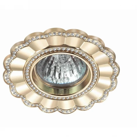 Встраиваемый точечный светильник Novotech Candi 370344