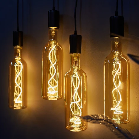 Лампа светодиодная филаментная, золотистая колба, спиральный филамент Uniel Soho LED-SF21-5W/SOHO/E27/CW GOLDEN GLS77GO