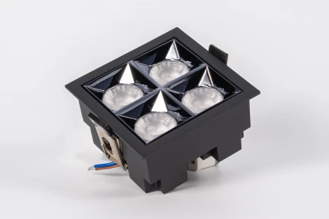 Точечный встраиваемый светодиодный светильник XL003-4T(W) Fiberli Xl003 12130306 (220V)