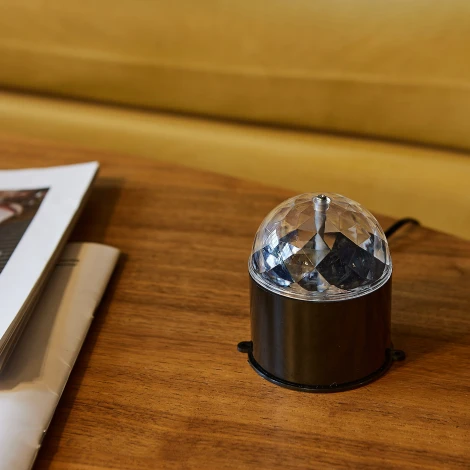 Светодиодный светильник-проектор многоцветный кабель с вилкой (в комплекте) Volpe ULI-Q302 Светодиодный светильник-проектор ULI-Q302 03W/RGB BLACK