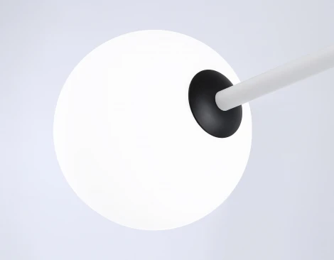 Потолочная люстра на штанге Ambrella Traditional TR2505 (220V, шарики)