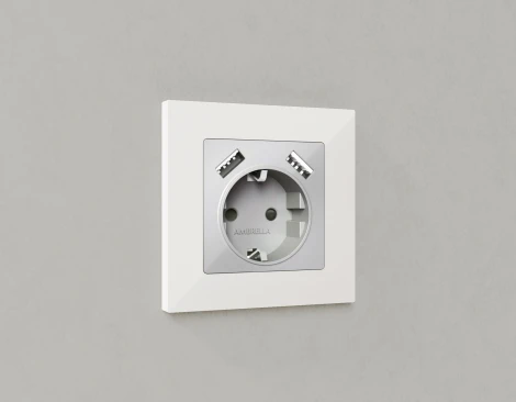 Лицевая панель Ambrella Volt ALFA (Серебро глянец) для электрической розетки с заземлением со шторками 2USB A+A QUANT AP4090