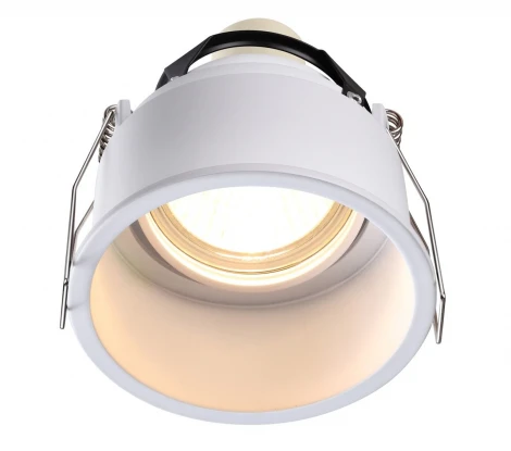 Встраиваемый точечный светильник Novotech Cloud 370563 (220V)