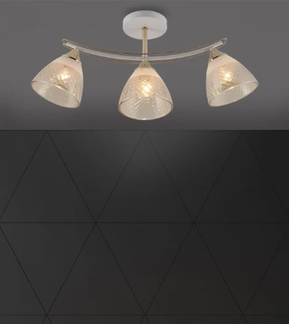 Потолочная люстра на штанге Seven Fires Goriya SF3383/3C-WT-FGD-AM