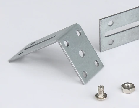 Уголок регулируемый для корпуса в натяжной потолок TRACK SYSTEM GL3620