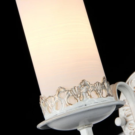 Бра Maytoni Classic 12 RC562-WL-01-W