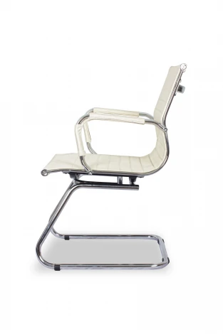 Кресло посетителя бизнес-класса CLG-620 LXH-C Beige