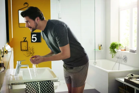 Смеситель Kludi Pure&Easy 374190565 для ванны с душем