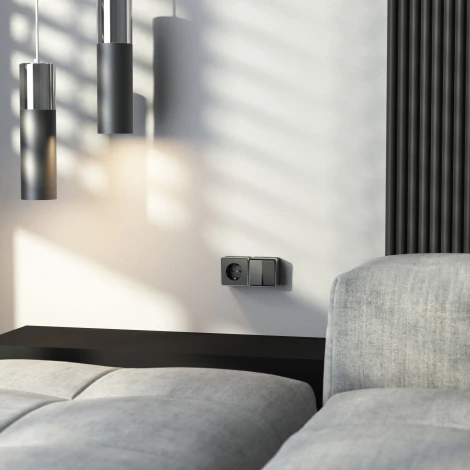 Розетка с заземлением Gallant Werkel W5071034 (черный с серебром)